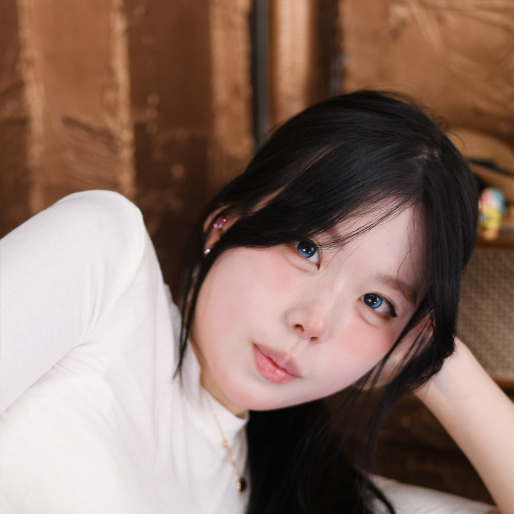 Model Soyoung Photobook